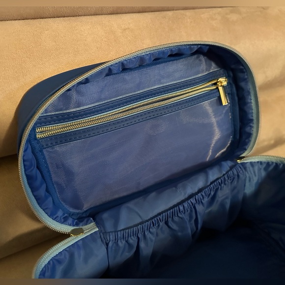 ⭐️💄 JSC Makeup Train Case ⭐️💄 - Picture 9 of 10